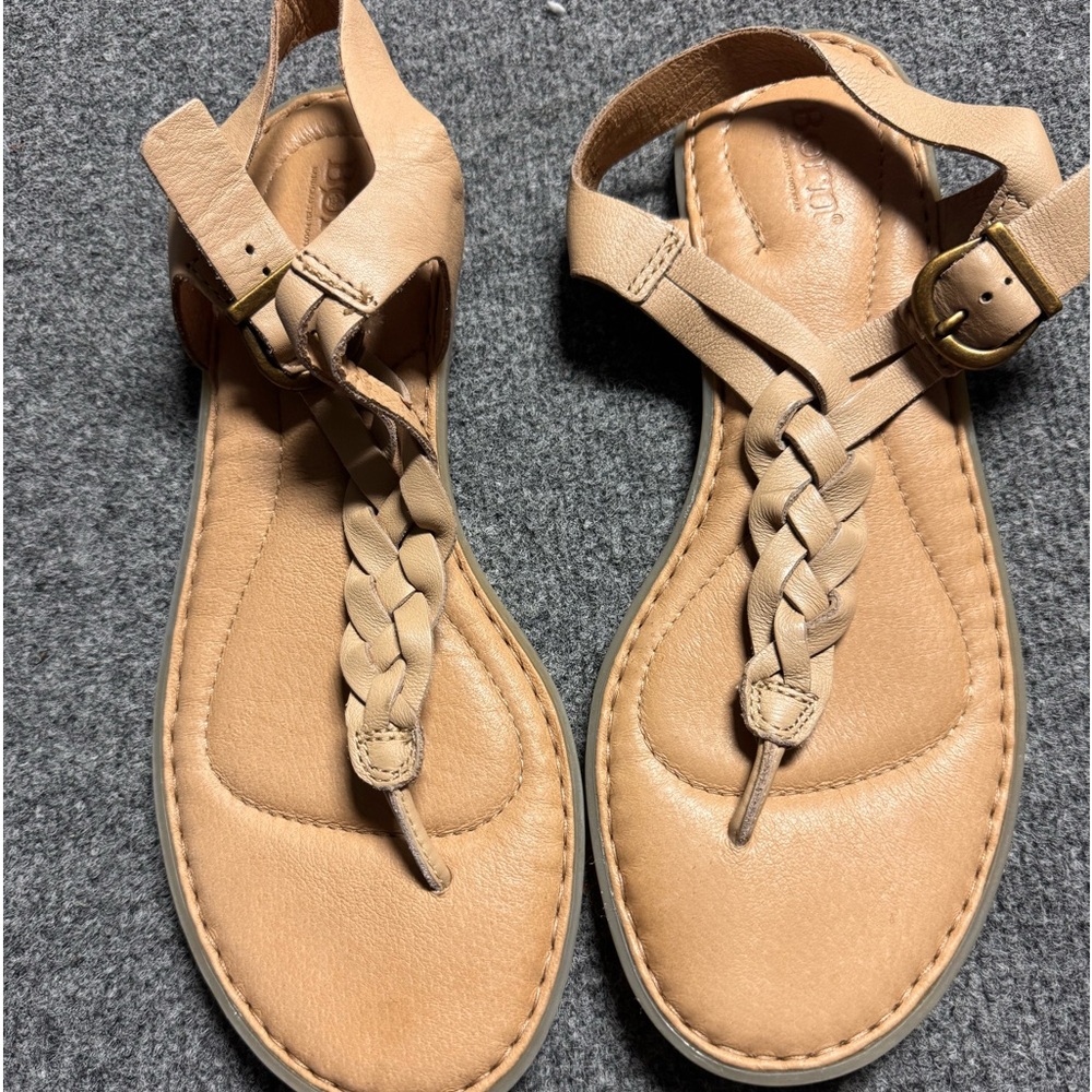 Born sandals size 10